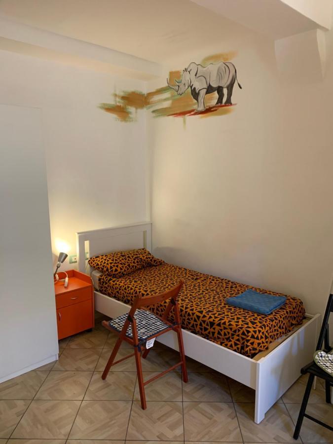 Backpackers House Bed & Breakfast Bologna Bagian luar foto