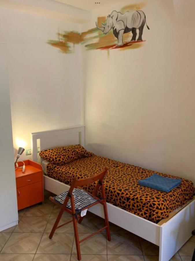 Backpackers House Bed & Breakfast Bologna Bagian luar foto