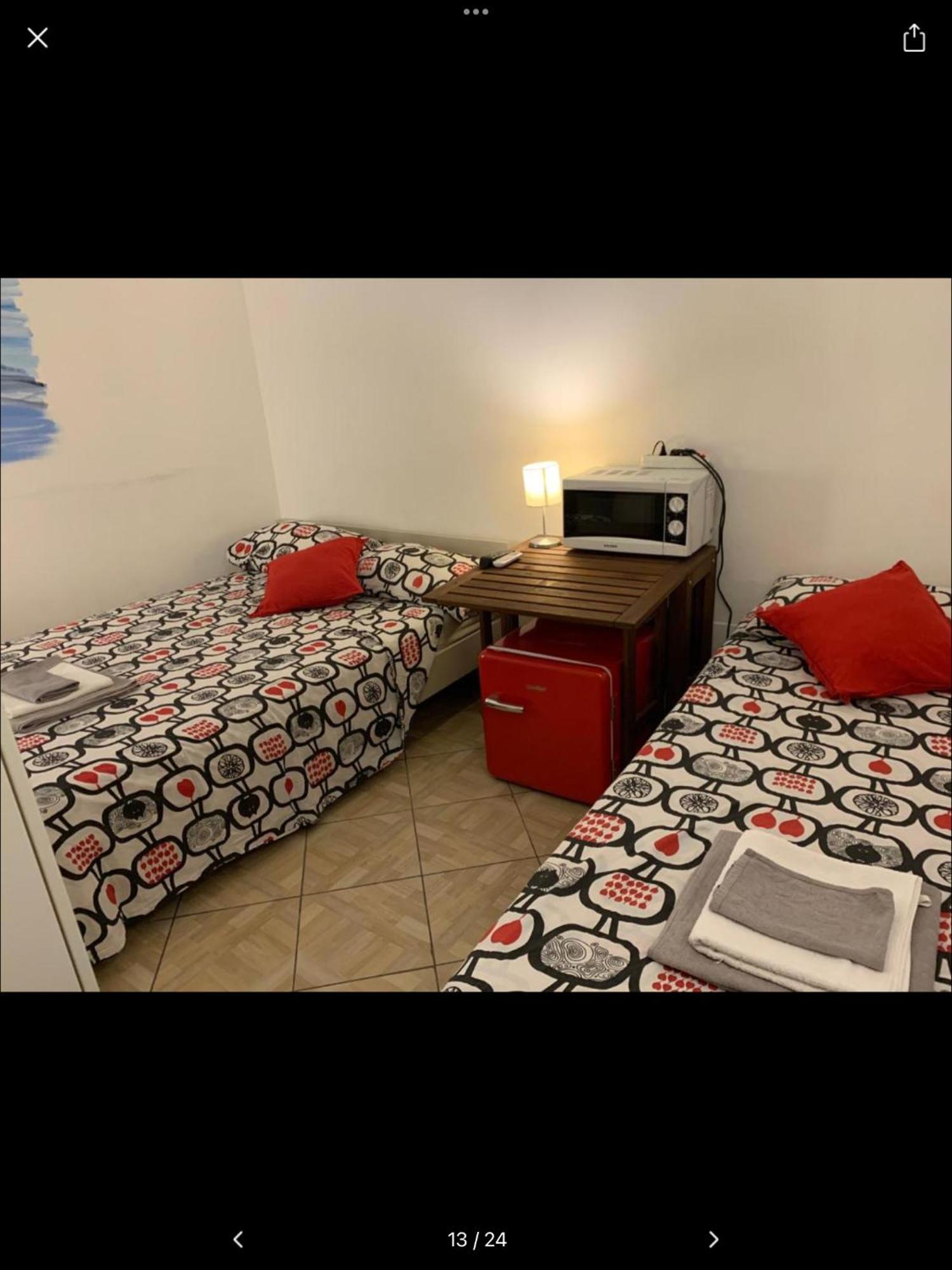 Backpackers House Bed & Breakfast Bologna Bagian luar foto